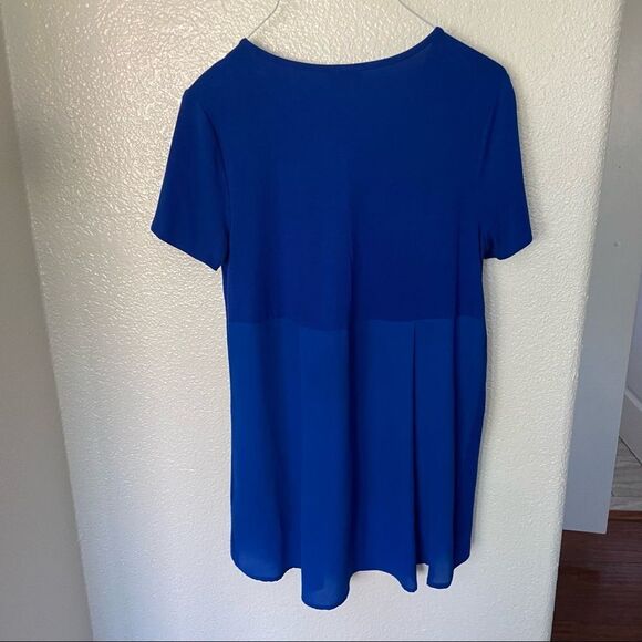 Vince Camuto Blue Short Sleeve Top Sheer XS - Picture 4 of 6